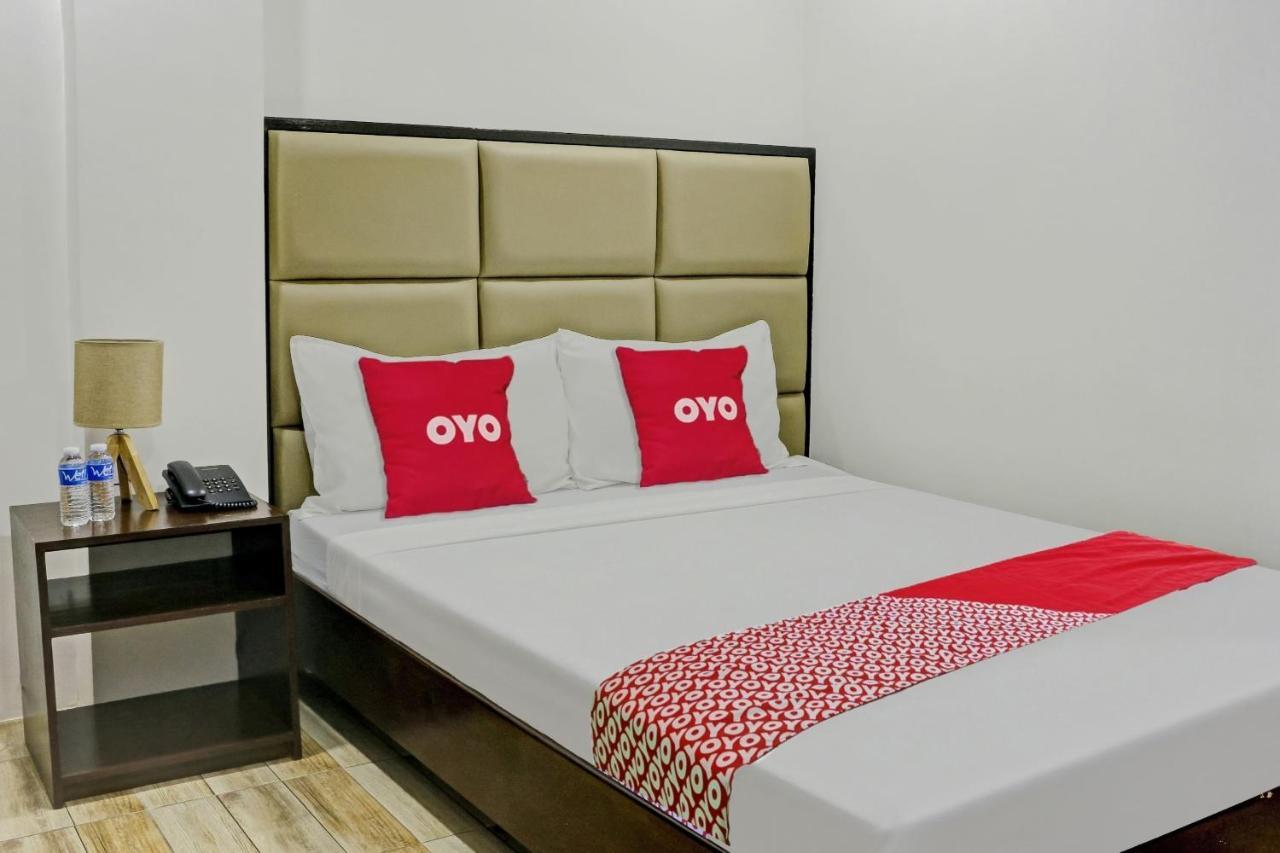 Oyo 869 Jnv Dream Hotel Subic Buitenkant foto