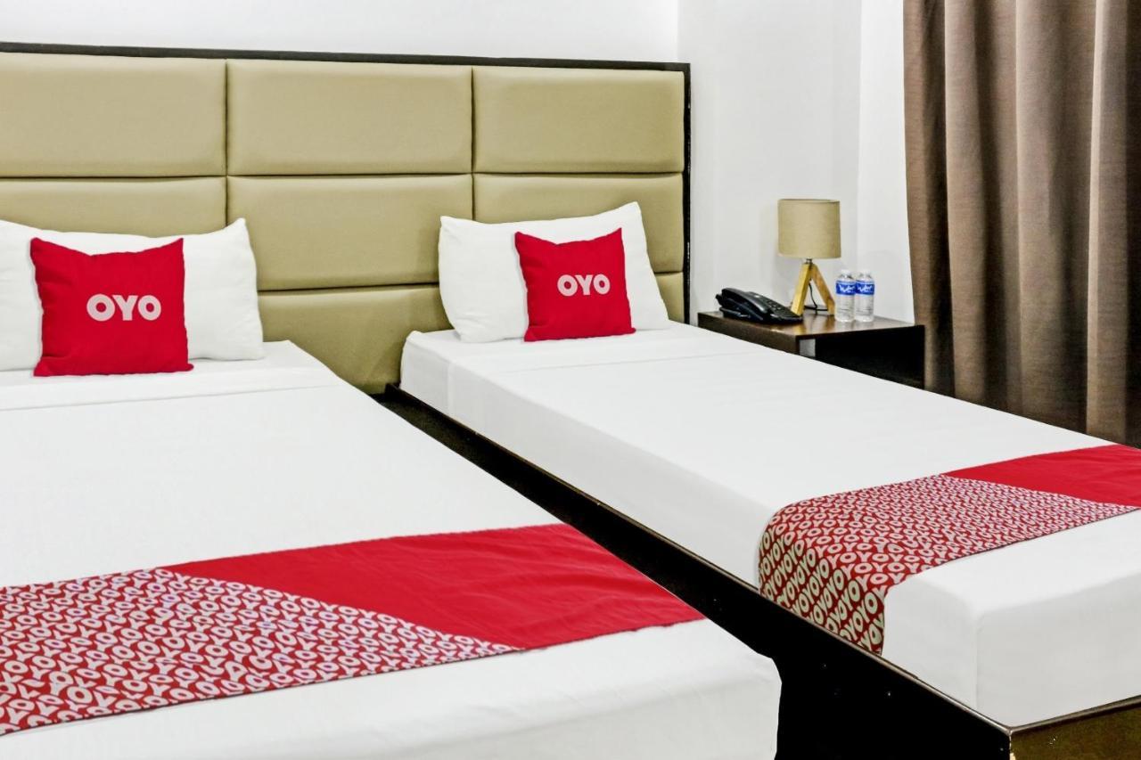 Oyo 869 Jnv Dream Hotel Subic Buitenkant foto